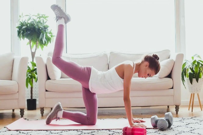 Mariángel Arruebarrena Loreto - Fitness minimalista ¡Entrena eficaz con poco! - FOTO